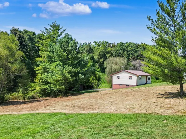 311 Shag Rd, Newport, TN 37821