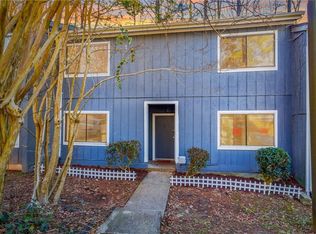 947 Pine Oak Trl, Austell, GA 30168