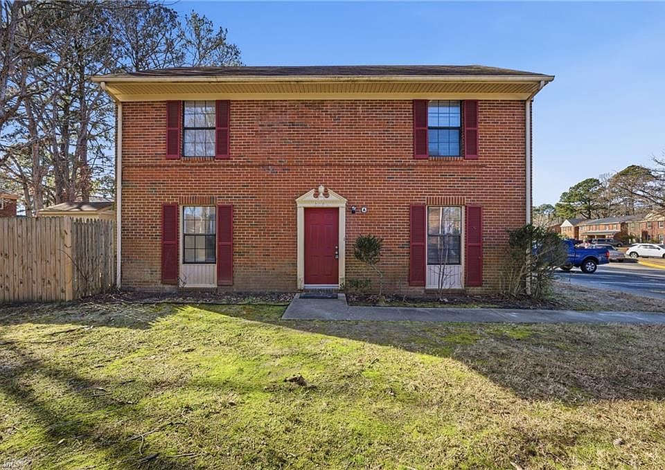 1st image of 393 Jury Ln Unit A