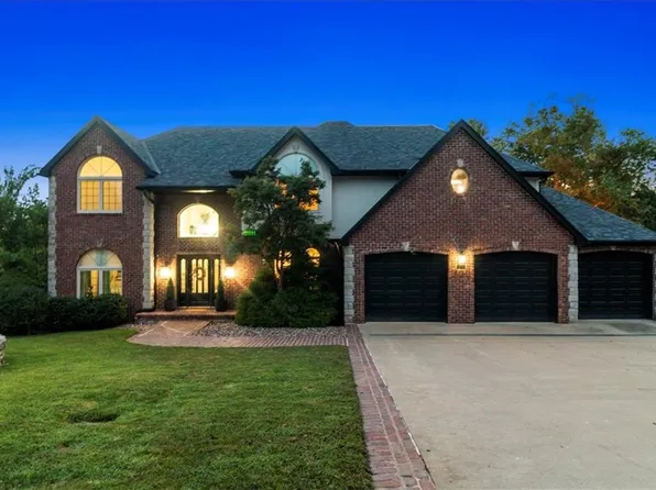 2523 SW Still Meadows Ter, Blue Springs, MO 64015