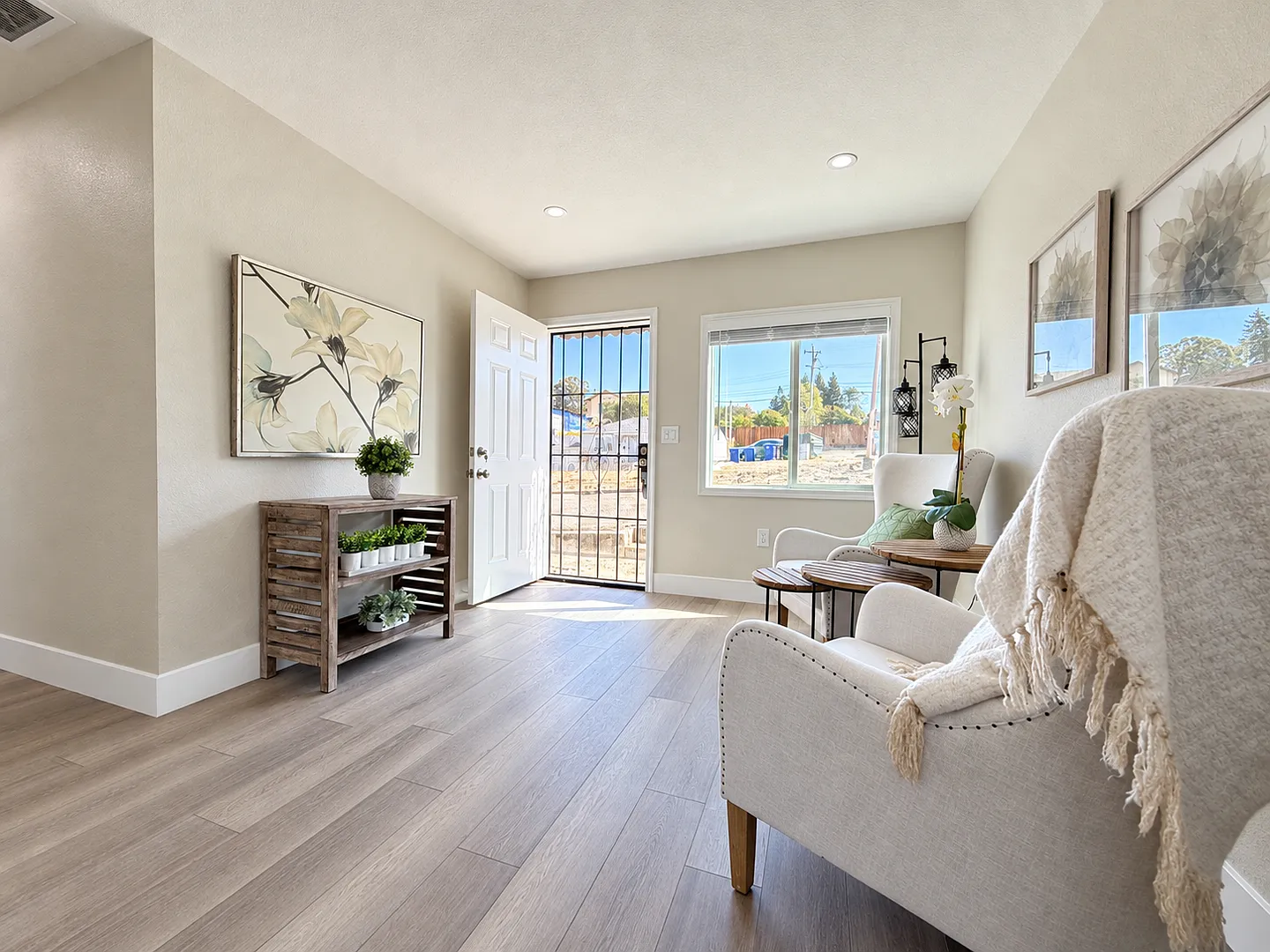 2 bed, 1.0 bath, 504 sqft, $2,200 — Photo 3