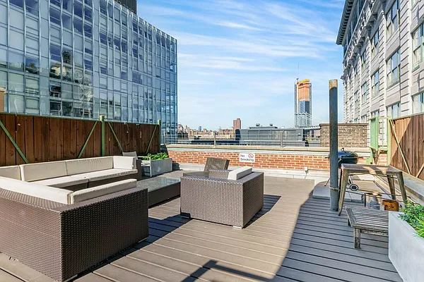Rented by Mont Sky Real Estate | media 9