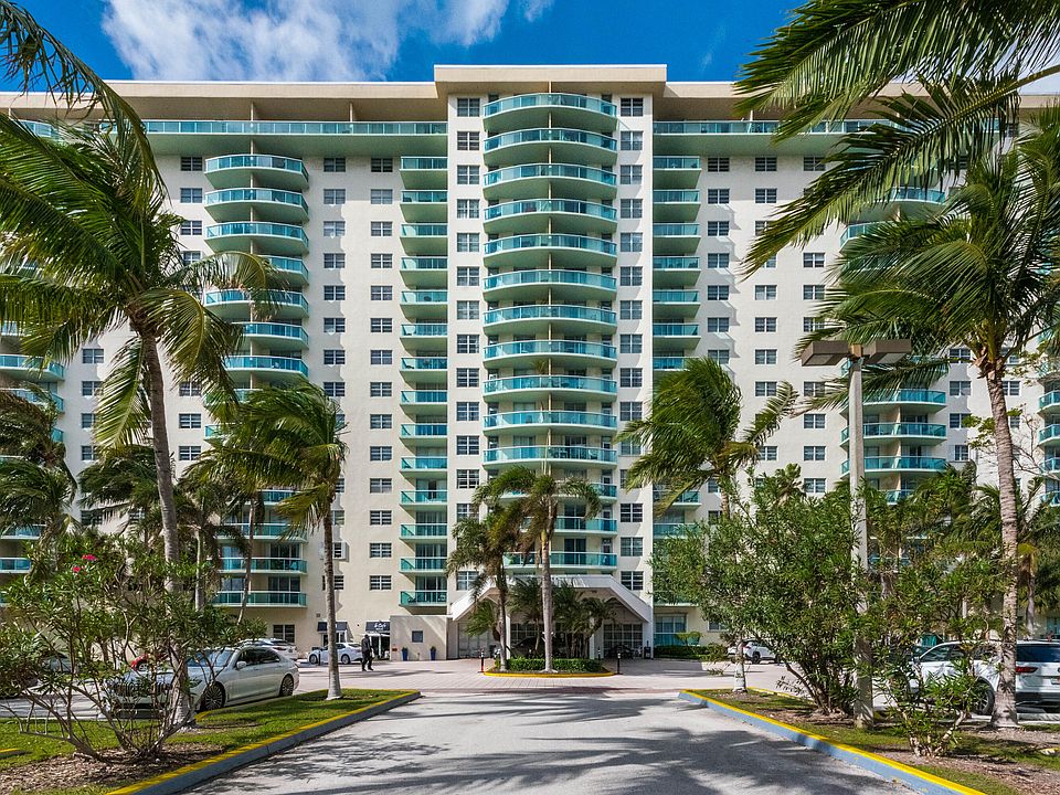 Discover the Allure of 19390 Collins Ave, Sunny Isles Beach, FL 33160