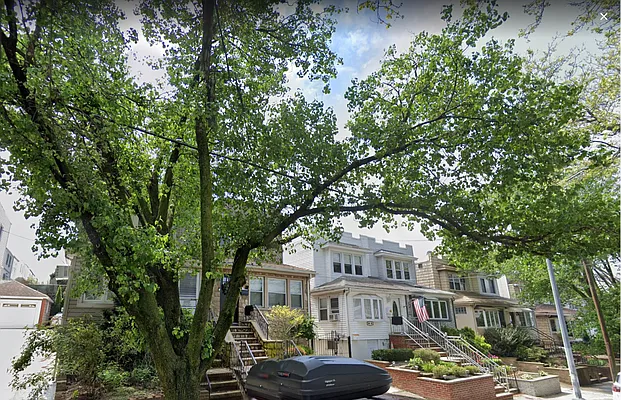 Rented by Douglas Elliman | media 10