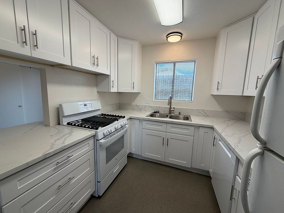1st image of 9337 Musselman Dr APT 22
