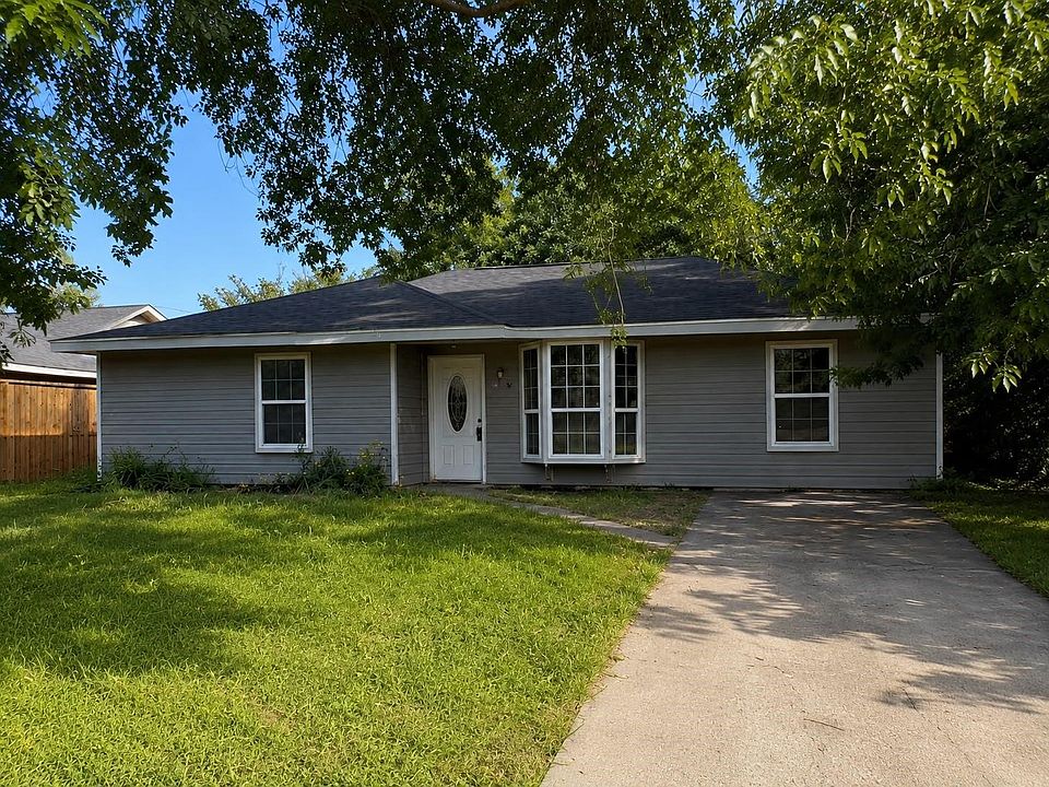 1st image of 9610 Aguila St