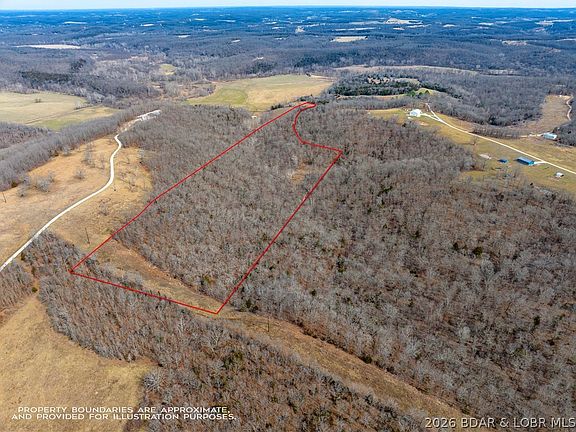 2nd image of Weber Farm Rd