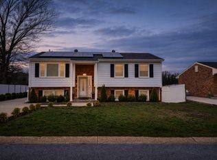 1017 Anchor Dr, Roanoke, VA 24012