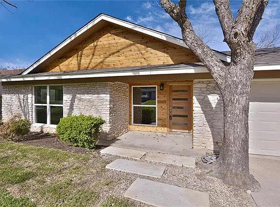 3rd image of 4710 Broadhill Dr