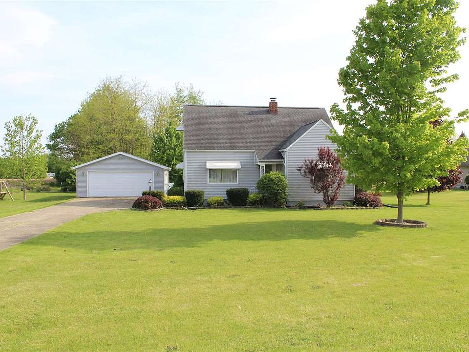 1st image of 58424 Crumstown Hwy