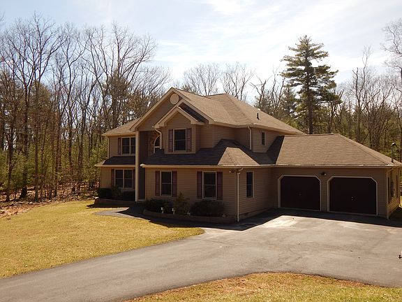 Flat and level 1.02 acre lot