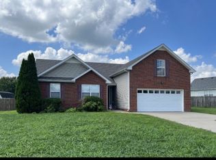 944 Wheatfield Ct, Clarksville, TN 37040