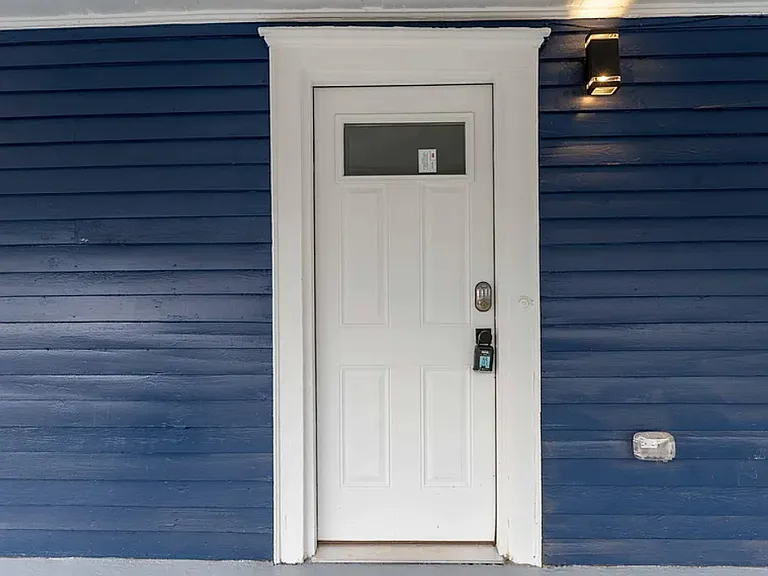 443 Lynch Ave NW — Photo 6