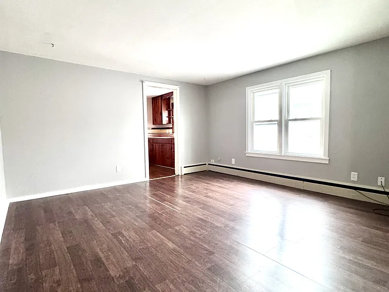 70 Harvey Ave #5 — Photo 6