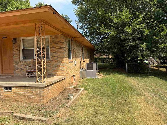 3rd image of 3808 Mellene Dr