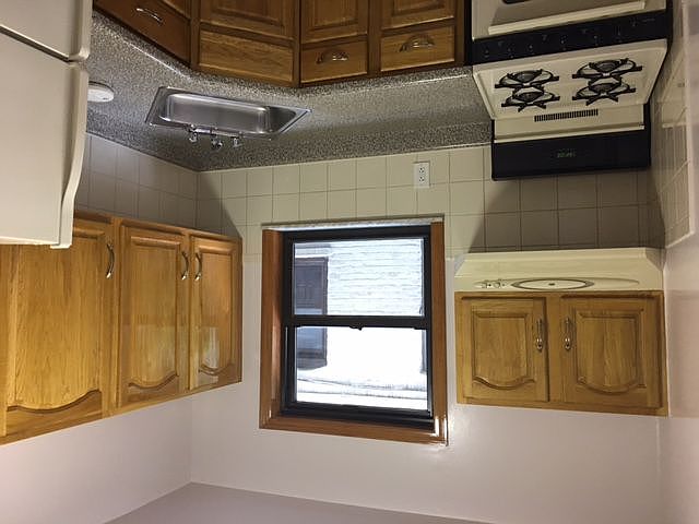 1st image of 3119 34th St APT 1C
