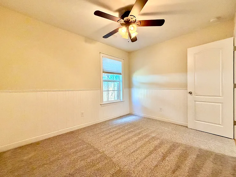 488 Cronin Rd — Photo 32