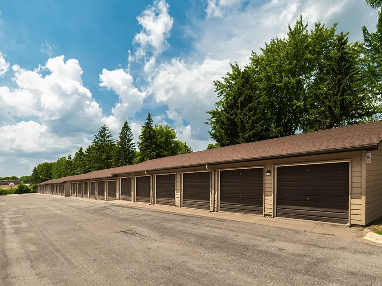 5331-5337 Barthel Industrial Dr NE #D — Photo 8