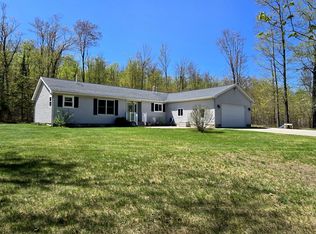 17656 S Deer Run Rd, Kinross, MI 49752