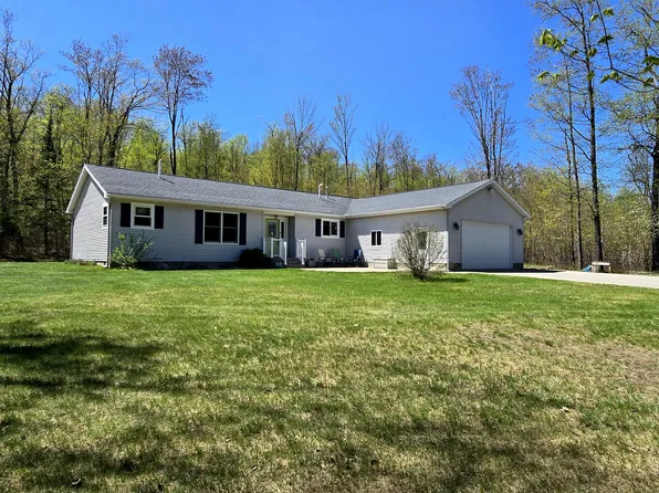 17656 S Deer Run Rd, Kinross, MI 49752