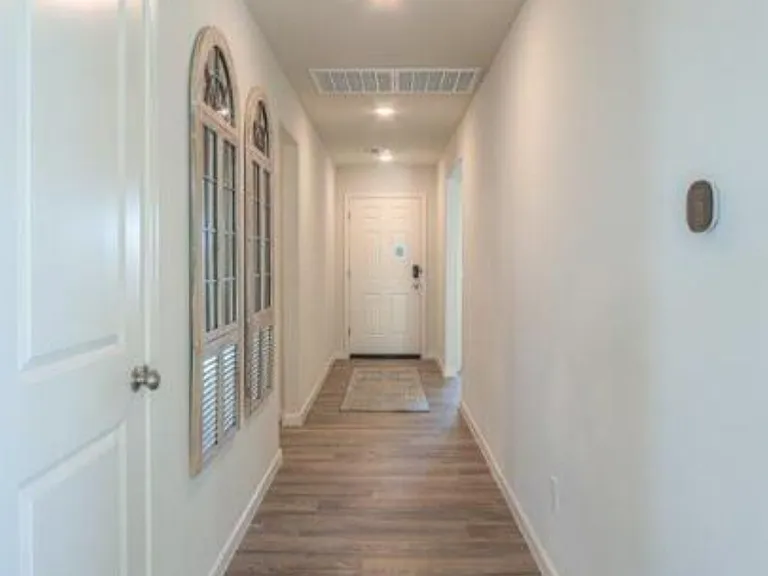 2440 Tapatio Dr — Photo 6