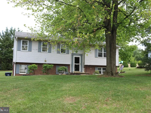 14006 Gardner Ave, Waynesboro, PA 17268