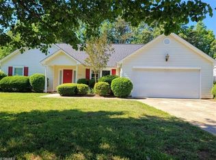 2502 Willard Rd, High Point, NC 27265
