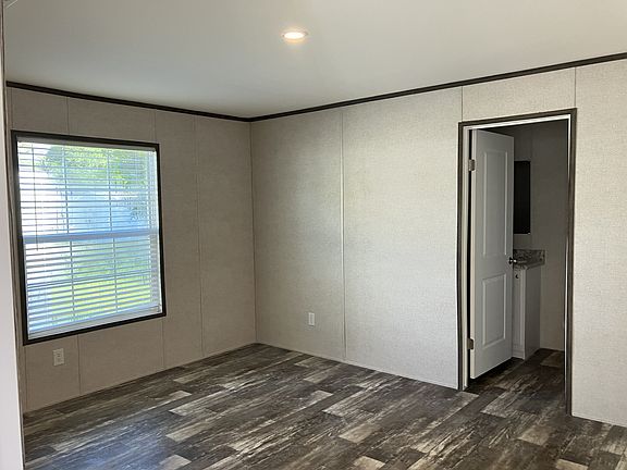 5th image of 8401 NW 13th St #69