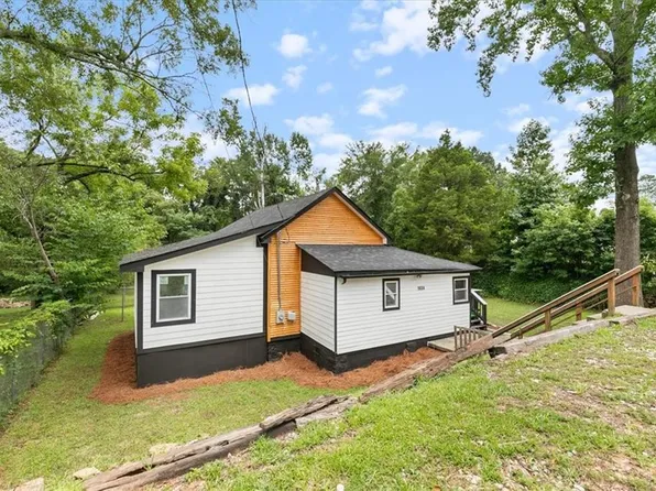 1634 Church St NE, Conyers, GA 30012
