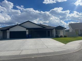 885 Shadowleaf Ave, Twin Falls, ID 83301