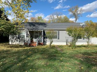 5627.5 Pitchin Rd S, Springfield, OH 45502