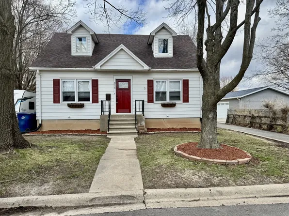 823 Oak Rd, La Salle, IL 61301