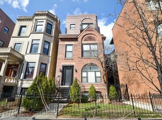 630 W Barry Ave #2N, Chicago, IL 60657