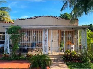 2162 NW 26th St, Miami, FL 33142