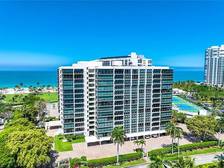 4031 Gulf Shore Blvd N #55 — Photo 1