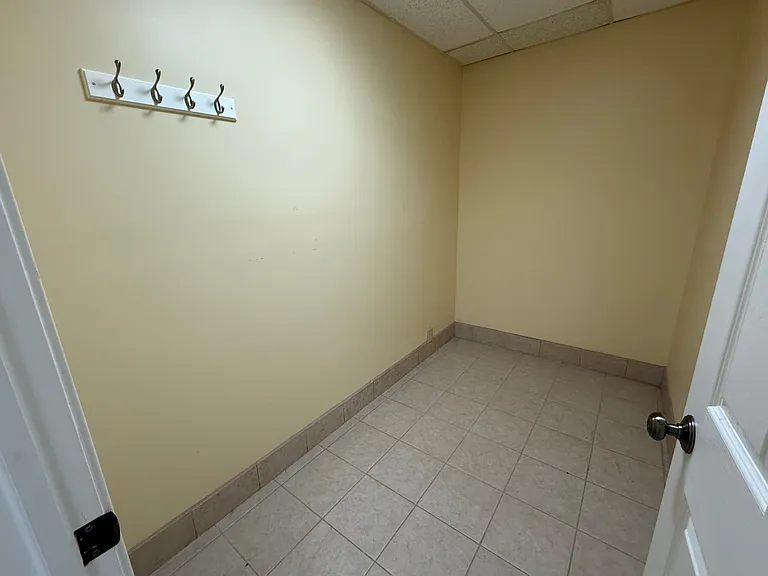 1230 Woodland Dr #115 — Photo 15