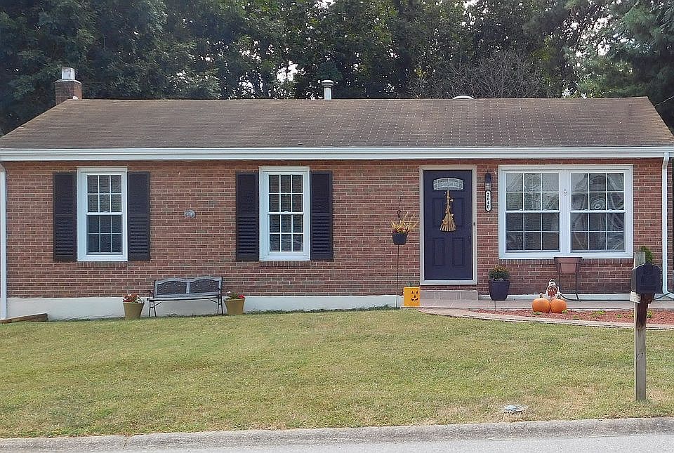 1st image of 2640 Puckett Cir