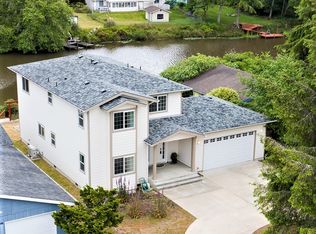 248 Dolphin Ave NE, Ocean Shores, WA 98569