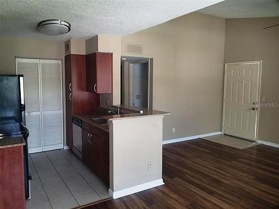 4th image of 11544 Westwood Blvd APT 1328