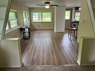 2515 Corkery Ln — Photo 3