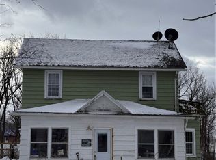 1320 Levanna Rd, Union Springs, NY 13160