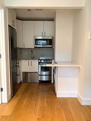 Rented by REAL New York | media 8