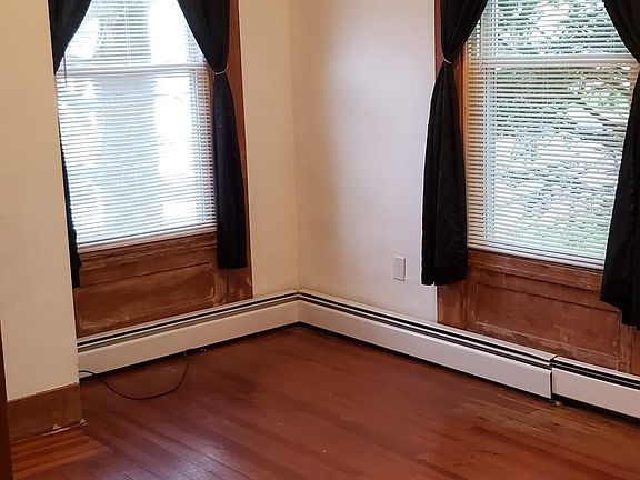 5th image of 176 Highland St #1N
