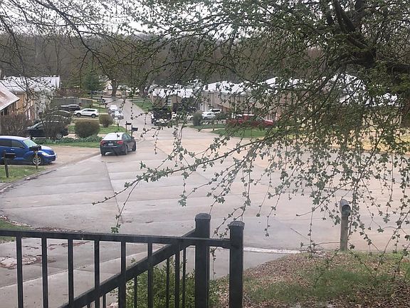 2nd image of 2701 Maurice Dr