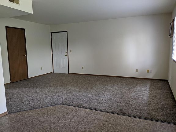 3rd image of 1601 W Stonehenge Dr #Ec5fb7b3d