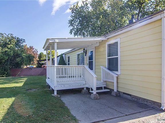 3rd image of 24 Berg Ave