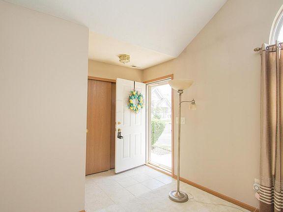 5th image of 7801 S Meadowlark Ln