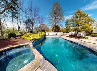 1 Andrews Ct, Freehold, NJ 07728