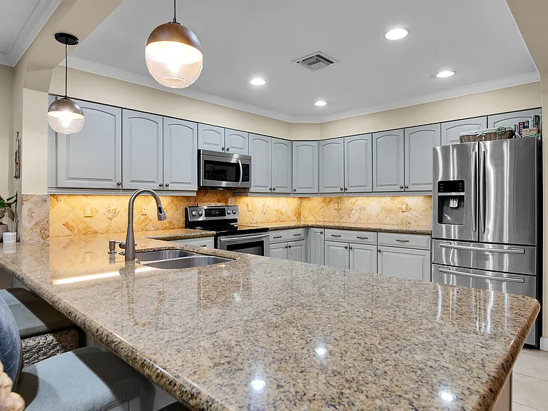 22860 Ironwedge Dr — Photo 30
