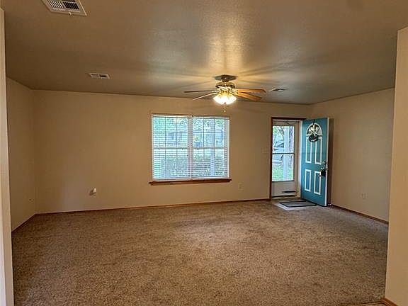 5th image of 818 N Cleason Ave